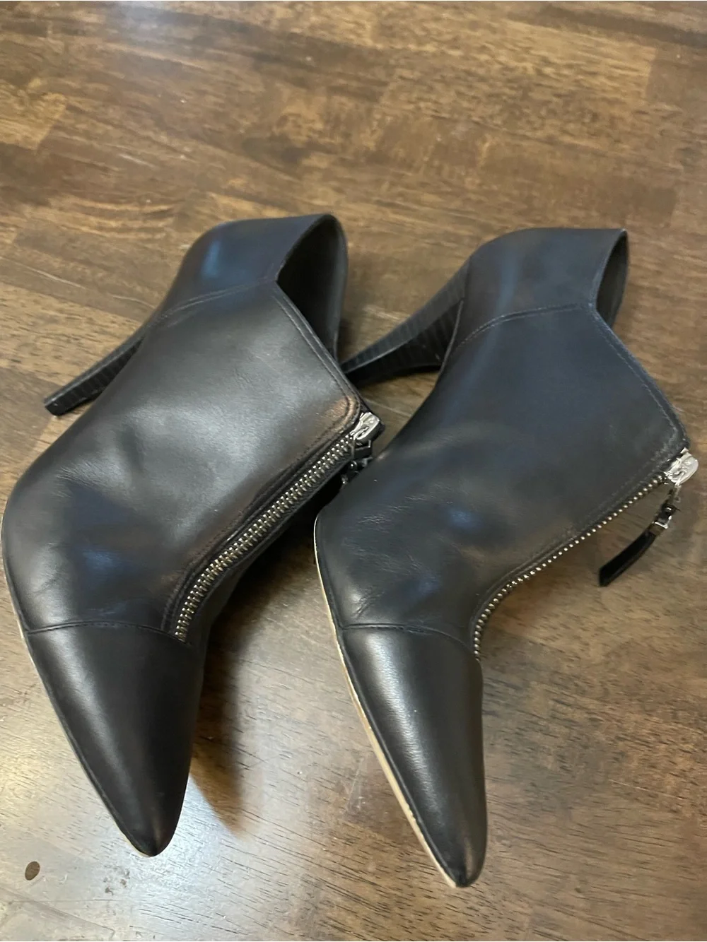 Michael Kors Black Leather Pointed Toe Zip Ankle Booties